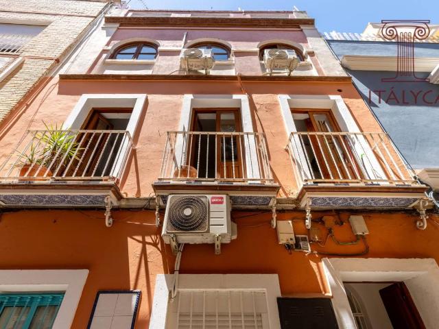 Casa chalet en Venta en Feria