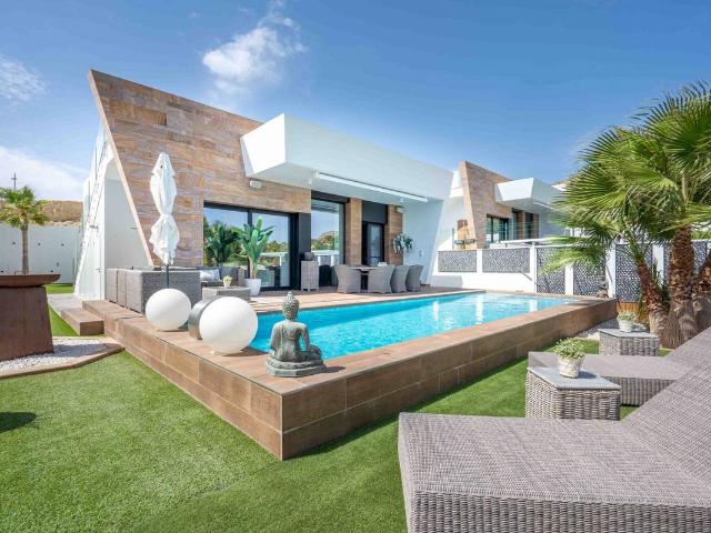 Casa chalet en Venta en Finestrat Pueblo