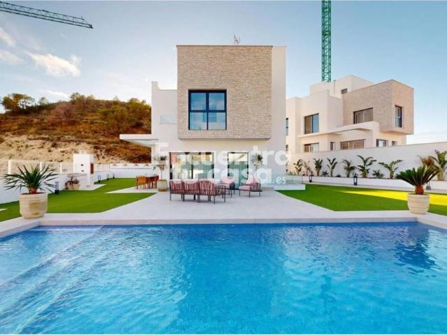 Casa chalet en Venta en Finestrat Pueblo
