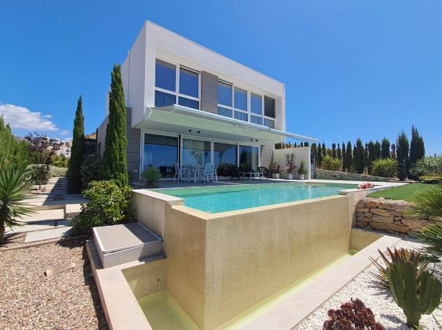 Casa chalet en Venta en Finestrat Pueblo