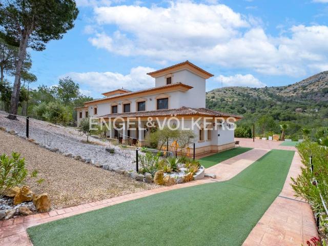 Casa chalet en Venta en Finestrat Pueblo