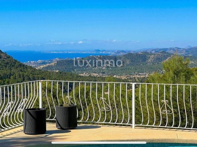 Casa chalet en Venta en Finestrat Pueblo