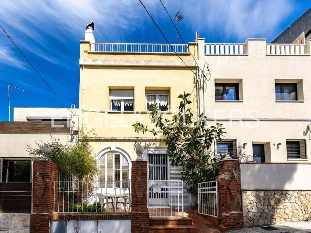 Casa chalet en Venta en Finestrelles