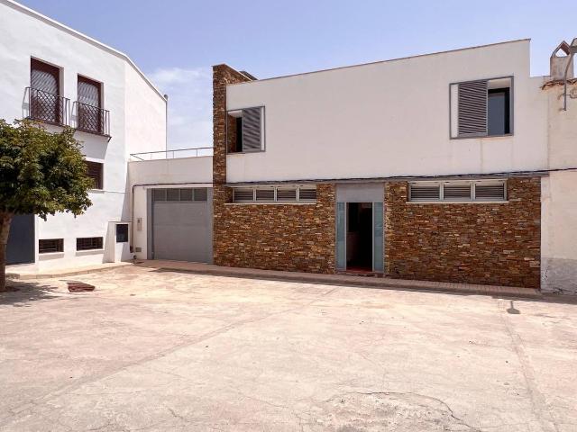 Casa chalet en Venta en Fondón