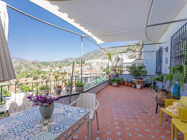Casa chalet en Venta en Frigiliana