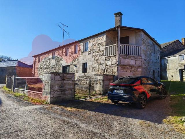 Casa chalet en Venta en Friol