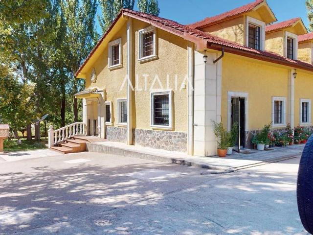 Casa chalet en Venta en Fuentenava de Jábaga