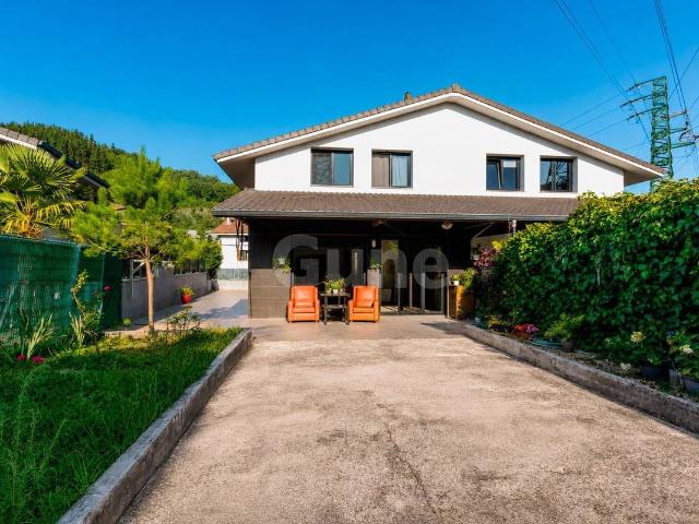 Casa chalet en Venta en Gabiria