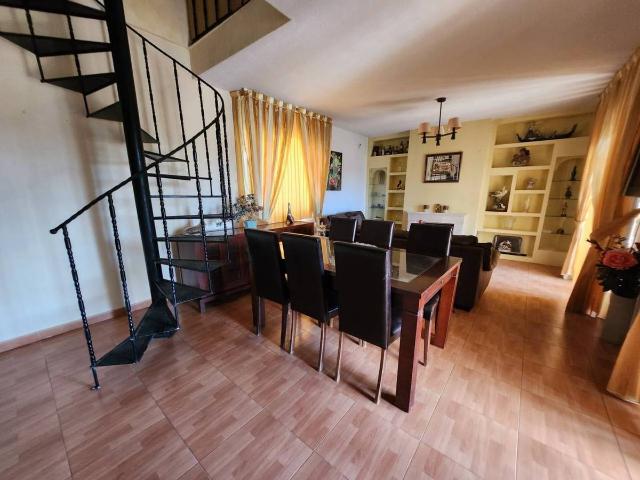 Casa chalet en Venta en Galápagos