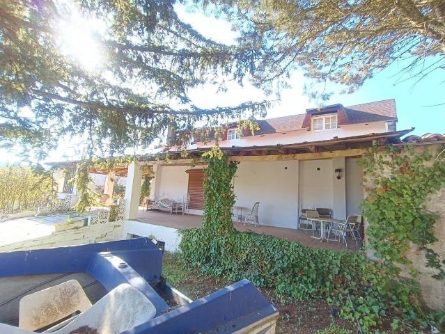 Casa chalet en Venta en Garrafe de Torío