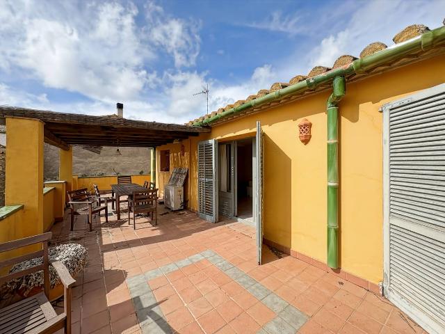 Casa chalet en Venta en Garriguella