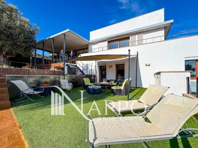 Casa chalet en Venta en Génova