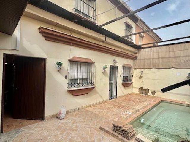 Casa chalet en Venta en Gelves