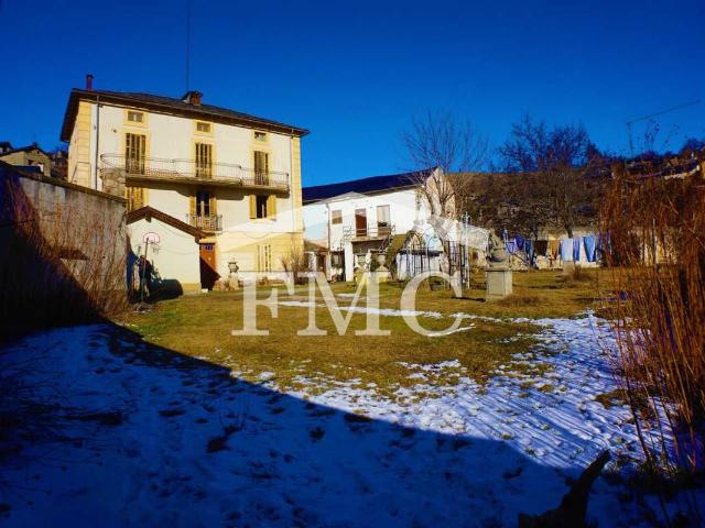 Casa chalet en Venta en Ger