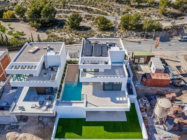 Casa chalet en Venta en Golf Bahía