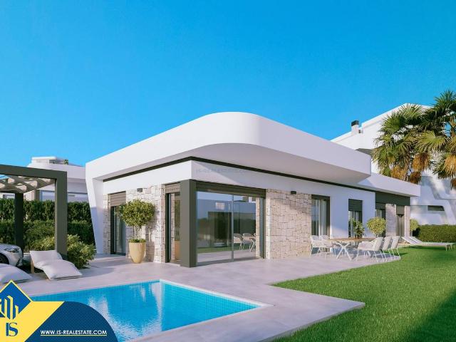 Casa chalet en Venta en Golf Bahía