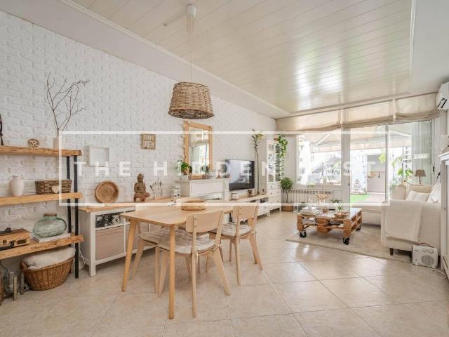 Casa chalet en Venta en Gràcia