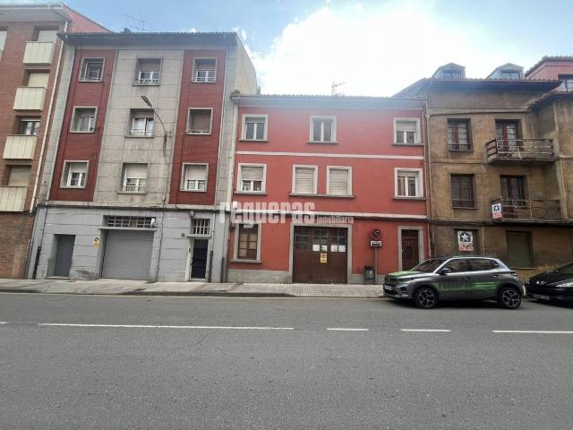 Casa chalet en Venta en Grado