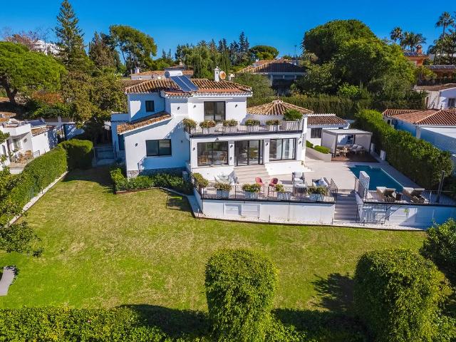 Casa chalet en Venta en Guadalmina Alta