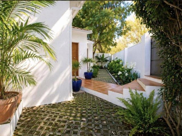 Casa chalet en Venta en Guadalmina Alta