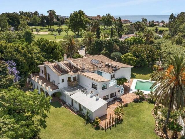 Casa chalet en Venta en Guadalmina Baja