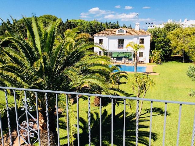 Casa chalet en Venta en Guadalmina Baja