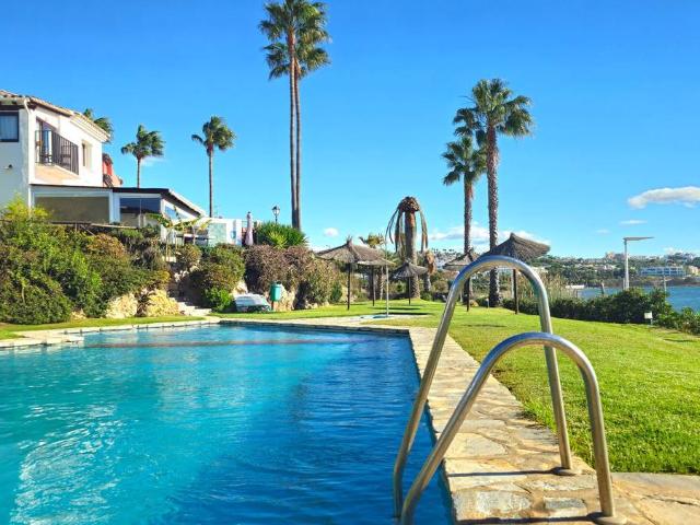 Casa chalet en Venta en Guadalobón