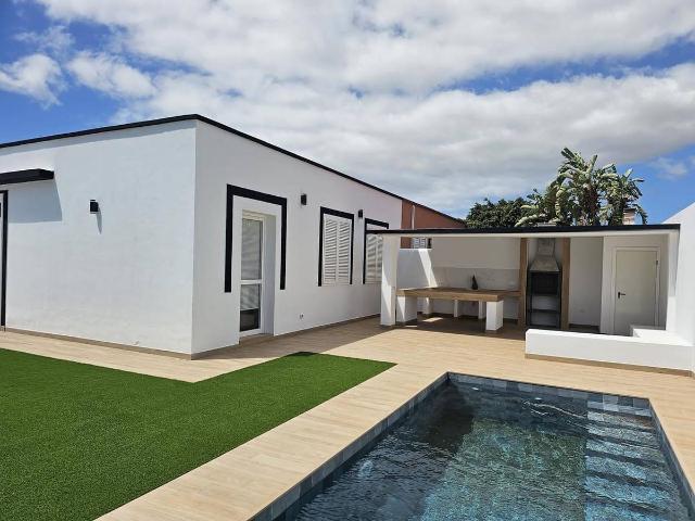 Casa chalet en Venta en Guargacho