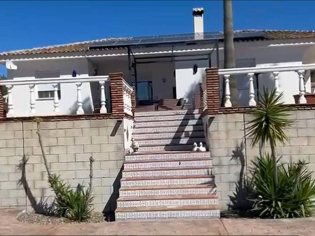Casa chalet en Venta en Guaro