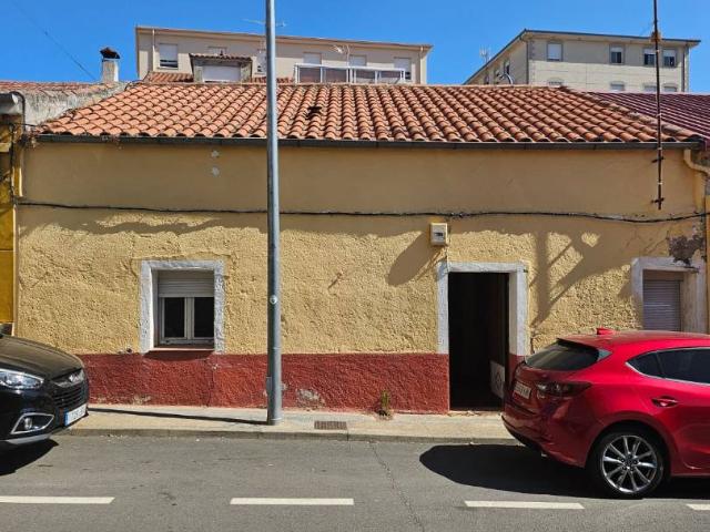 Casa chalet en Venta en Guijuelo
