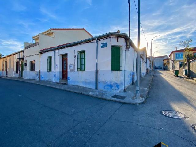 Casa chalet en Venta en Guijuelo