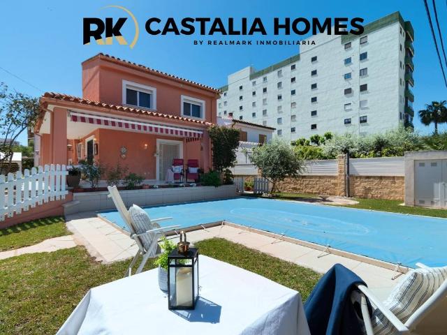 Casa chalet en Venta en Heliópolis