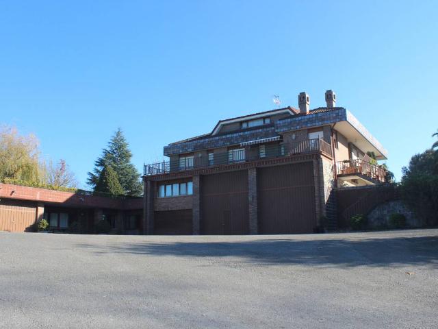 Casa chalet en Venta en Heras Santiago San Salvador