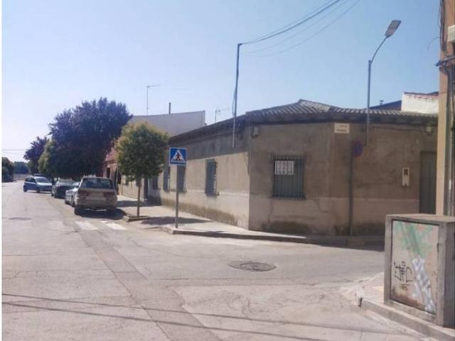 Casa chalet en Venta en Herencia