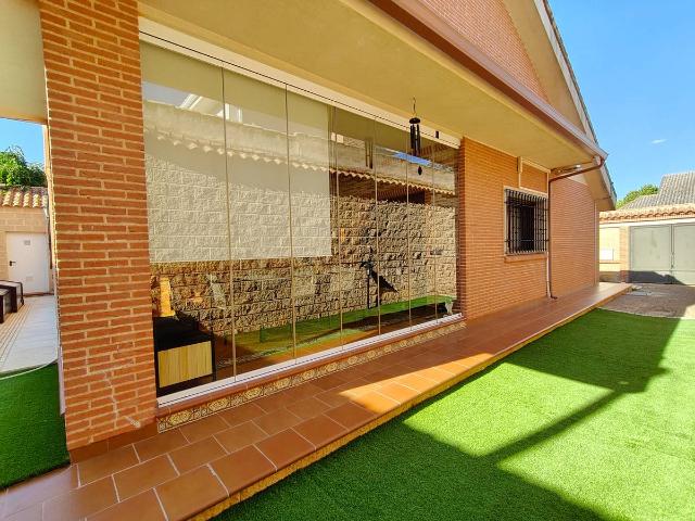 Casa chalet en Venta en Herencia