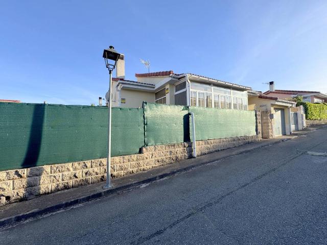 Casa chalet en Venta en Herradón de Pinares