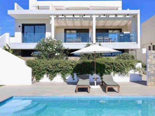 Casa chalet en Venta en Hipódromo Cerrado del Águila