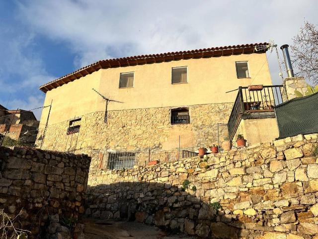 Casa chalet en Venta en Hoz y Costean