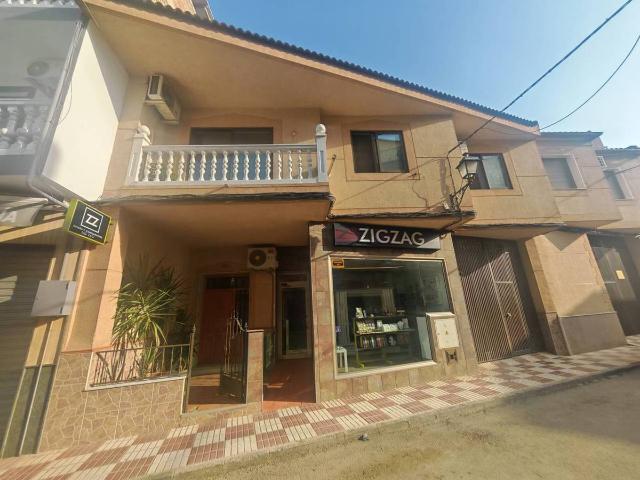 Casa chalet en Venta en Huétor Tájar
