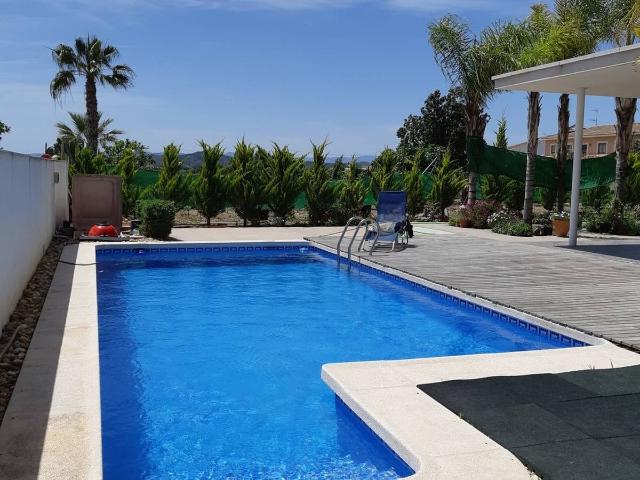 Casa chalet en Venta en Huércal Overa