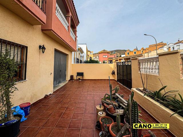 Casa chalet en Venta en Huércal de Almería