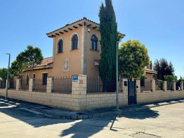Casa chalet en Venta en Husillos