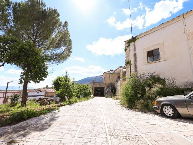 Casa chalet en Venta en Íllora
