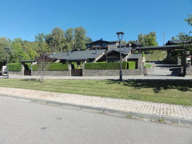 Casa chalet en Venta en Isòvol