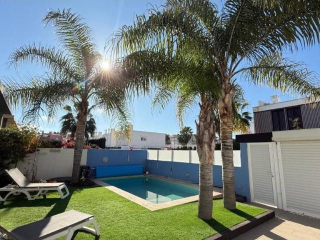 Casa chalet en Venta en Islas Menores Mar de Cristal