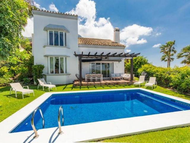 Casa chalet en Venta en Istán