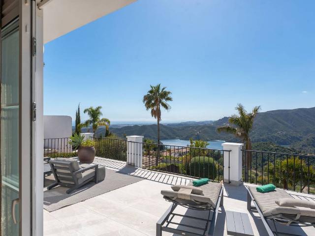 Casa chalet en Venta en Istán