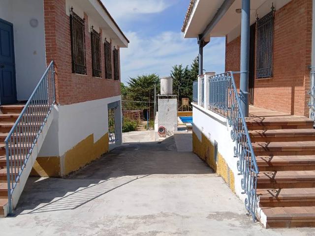 Casa chalet en Venta en Jamilena