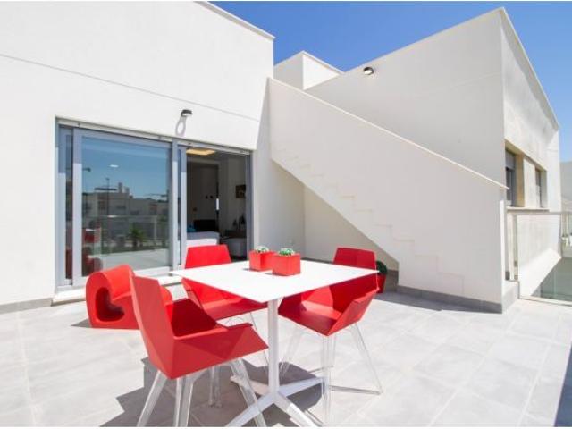 Casa Chalet en Venta en Jacarilla Alicante