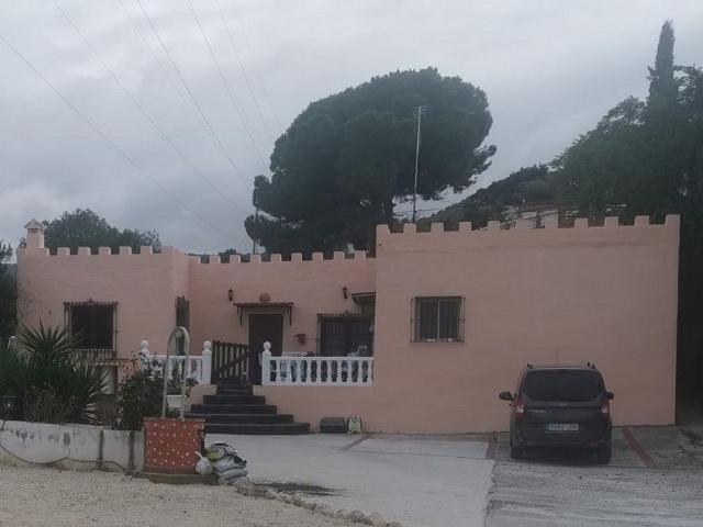 Casa chalet en Venta en Jardines de Alhaurín Huerta Alta Fuensanguínea